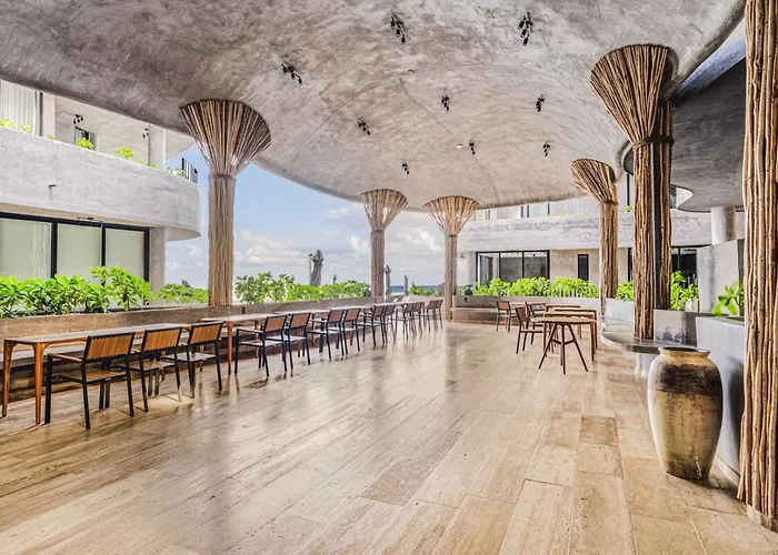 Beachfront 3br Penthouse W Private Pool Hot Tub & Gym Appartement