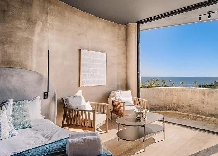 Beachfront 3br Penthouse W Private Pool Hot Tub & Gym Appartement *