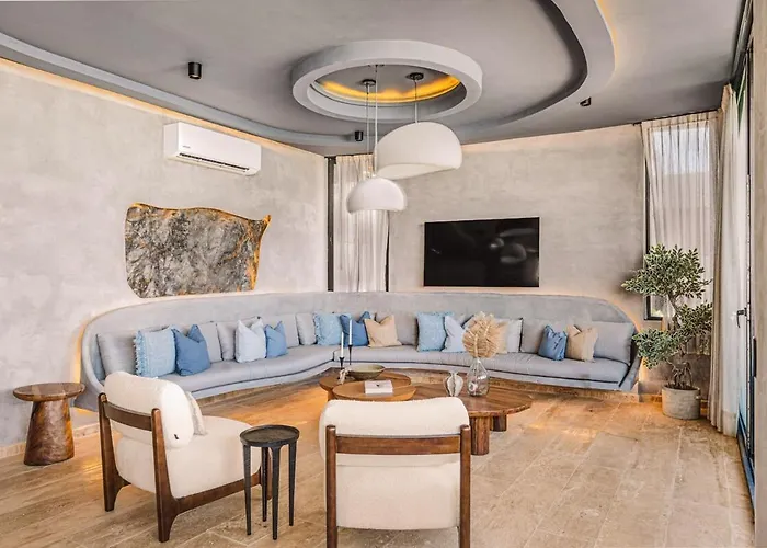 Beachfront 3br Penthouse W Private Pool Hot Tub & Gym Tulum