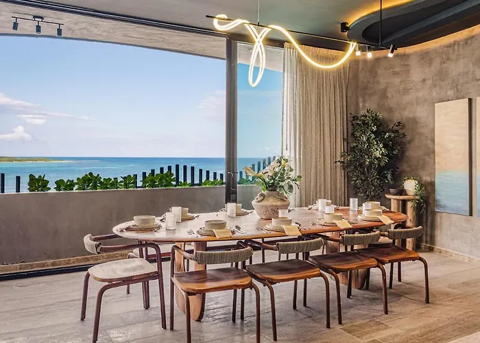Beachfront 3br Penthouse W Private Pool Hot Tub & Gym Appartement