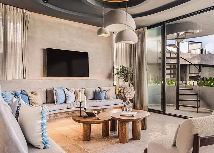 Beachfront 3br Penthouse W Private Pool Hot Tub & Gym Appartement Tulum